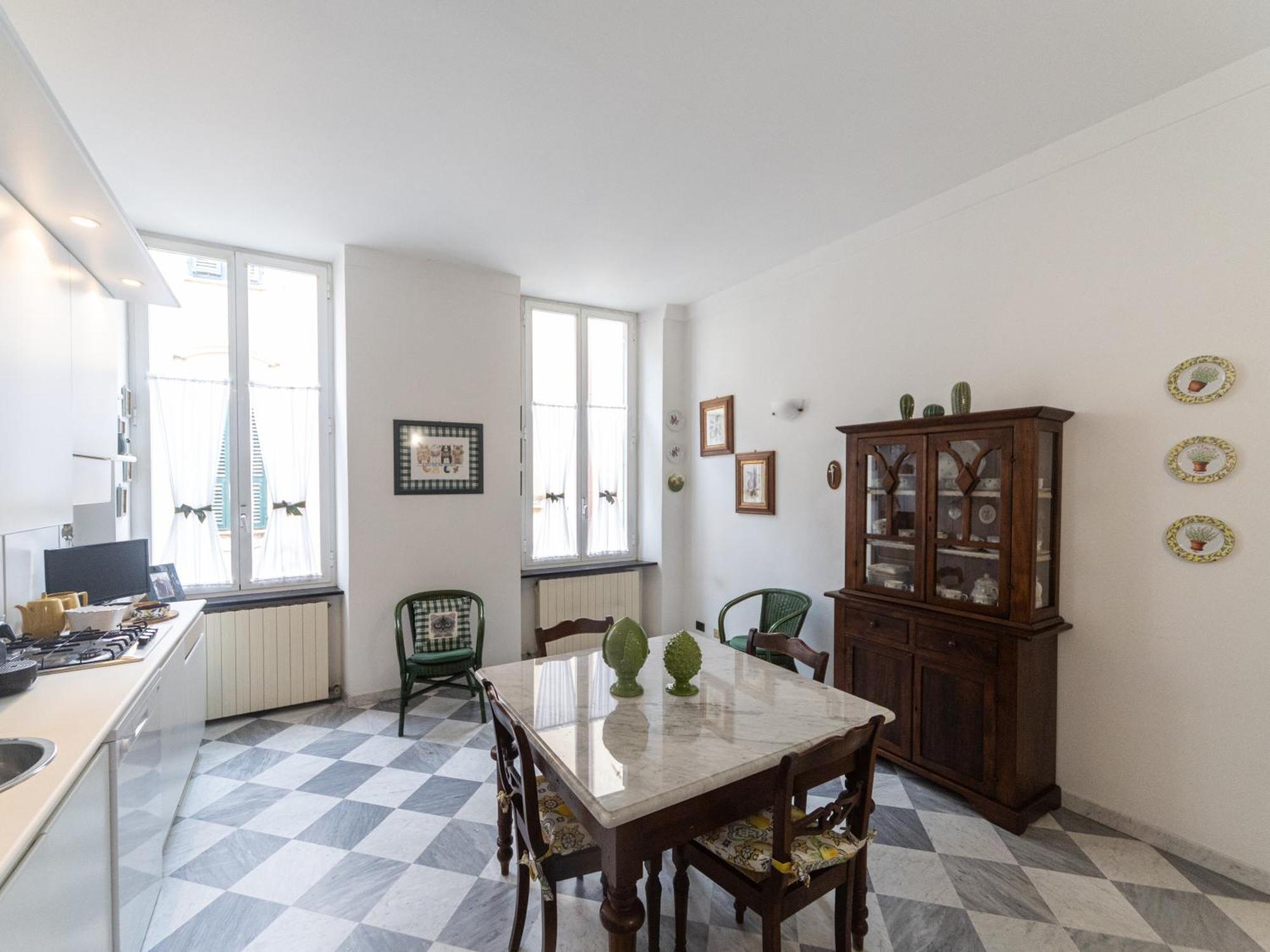 Casa Misette 200Mq A Due Passi Dal Mare Apartment Alassio Luaran gambar